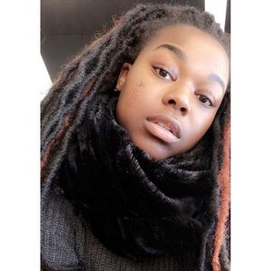 Meet your Posher, Grace